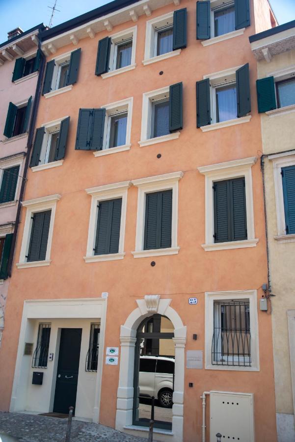 Calcirelli Suites Verona Exterior photo